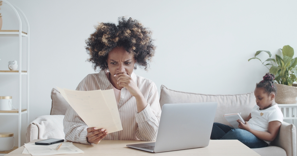 6 Financial survival tips for single moms