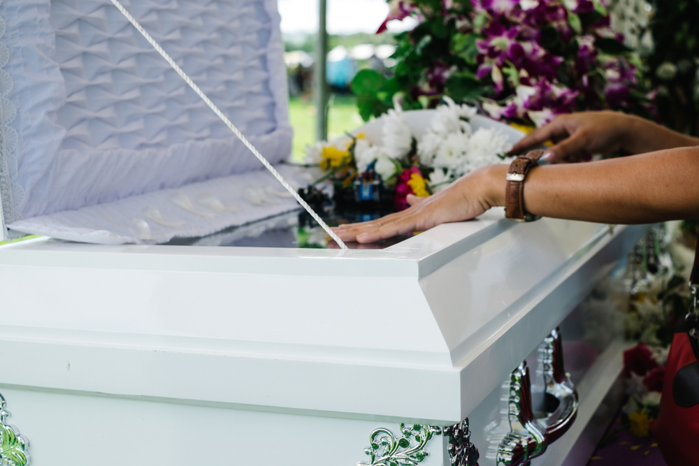 How to avoid funeral rip offs