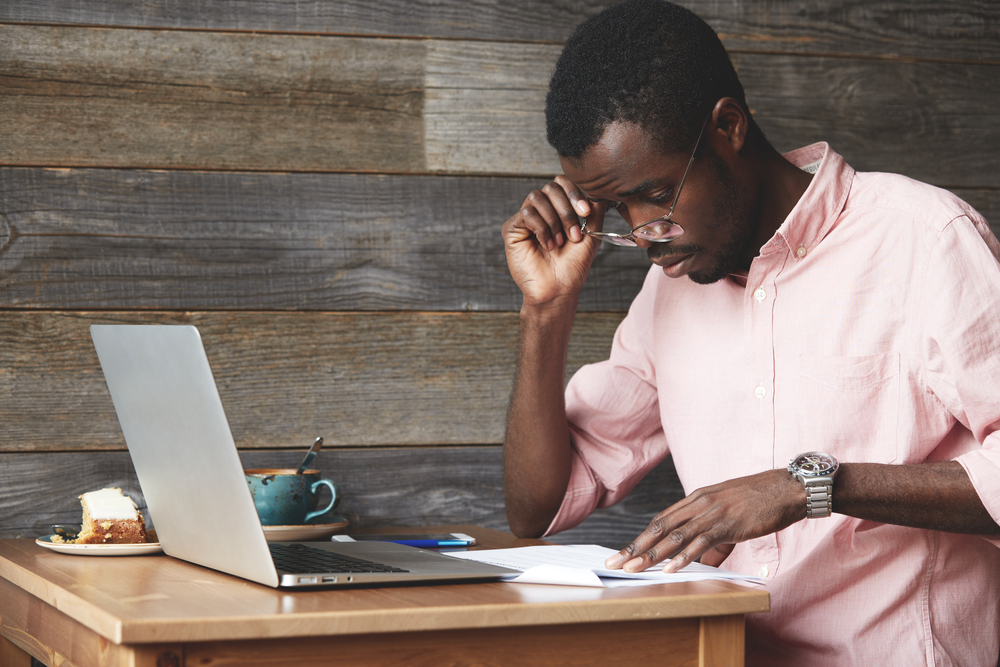 Does a second degree ensure higher earnings?