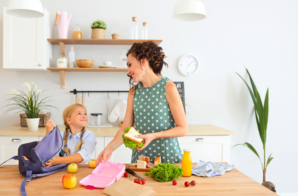 School lunchbox prep: 5 tips to help you save
