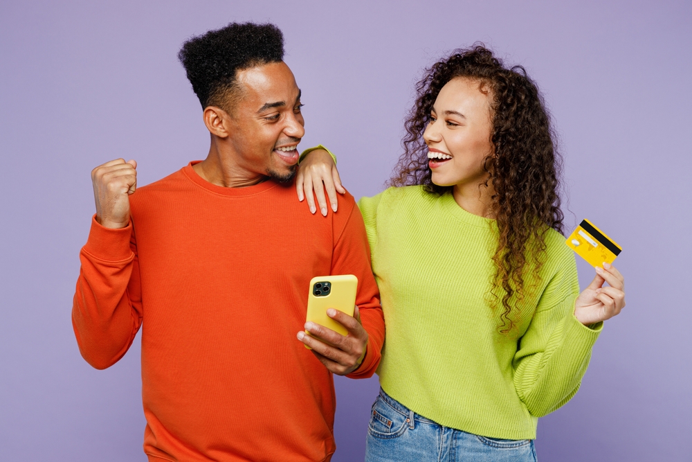 How to be a money buddy to family and friends