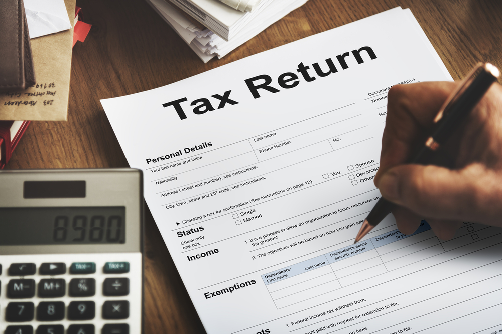 Tax Returns: Should you be paying to get it done or do your own? 
