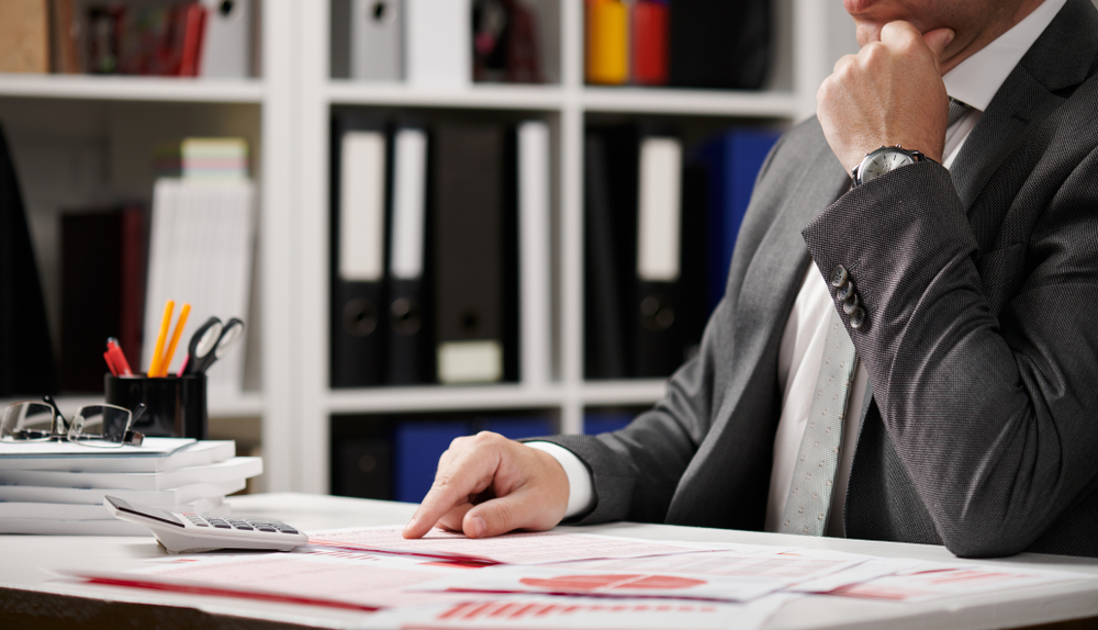 Financial advisers – watch for these red flags